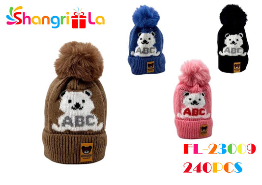 GORRO DE LANA TEJIDO CON UN DIBUJO DE UN OSITO "ABC"